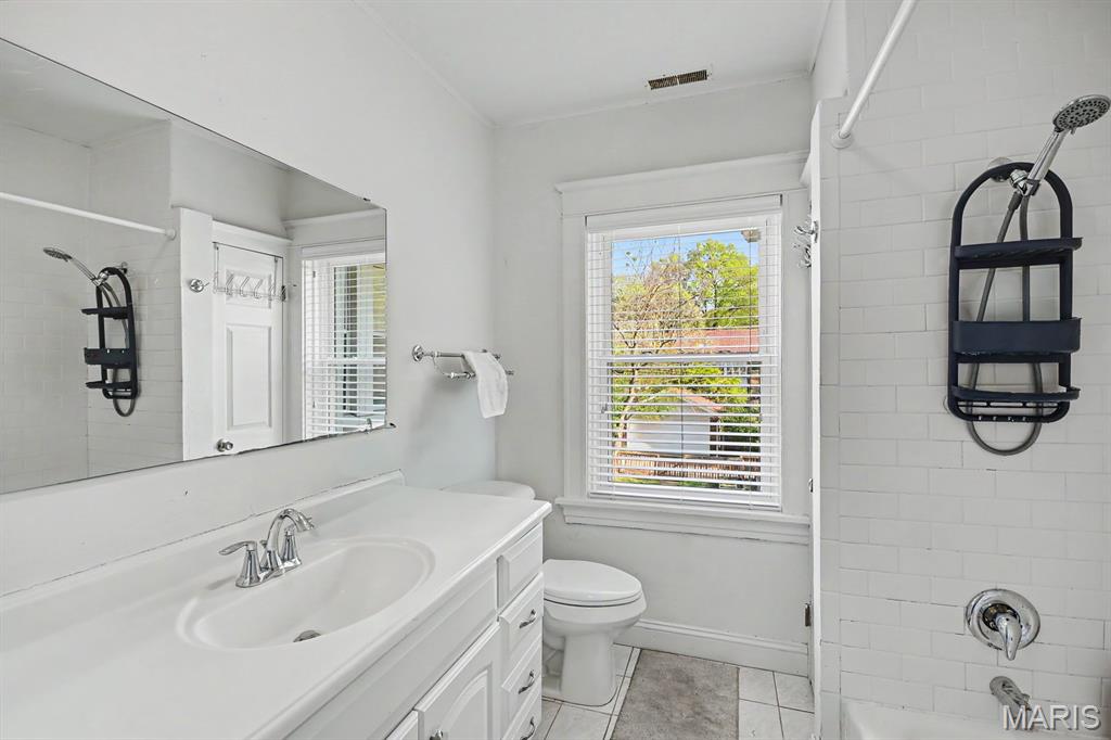 West Portland Place - Residential Lease