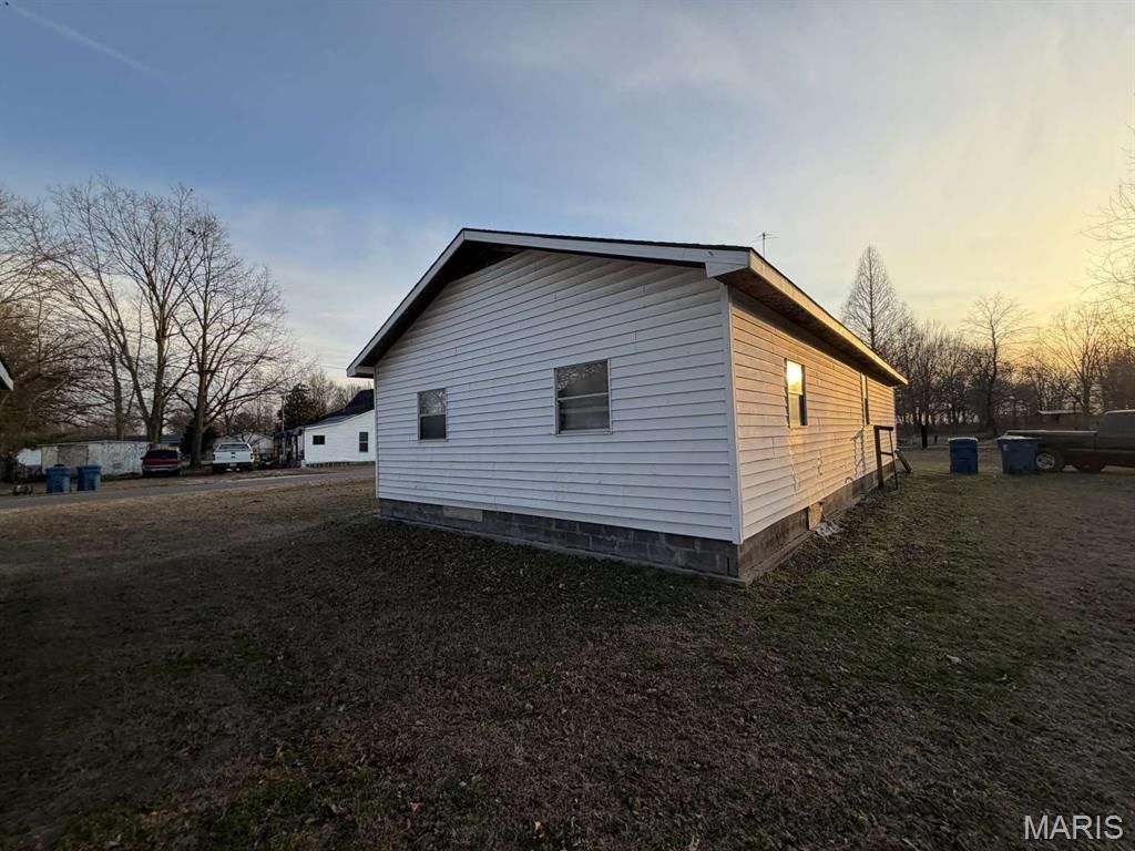 Photo of 329 W Elm Street E, East Prairie, MO 63845 (MLS # 26003936)