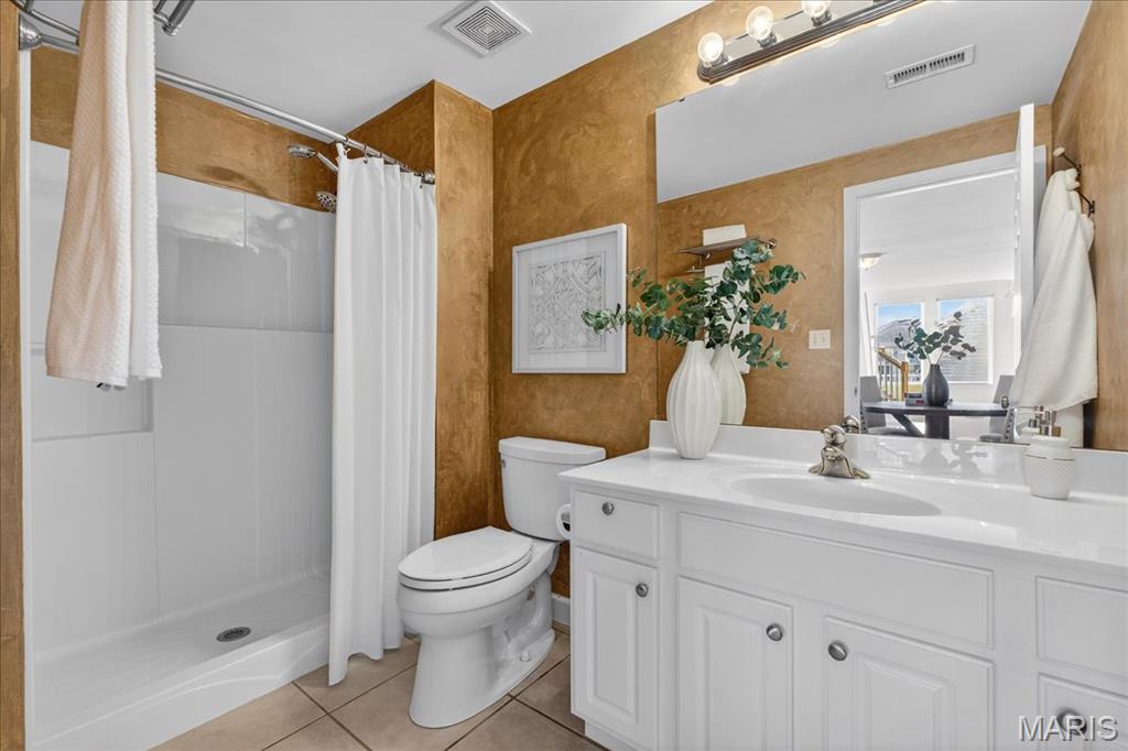 Vlgs At Walden Pond #1 - Residential