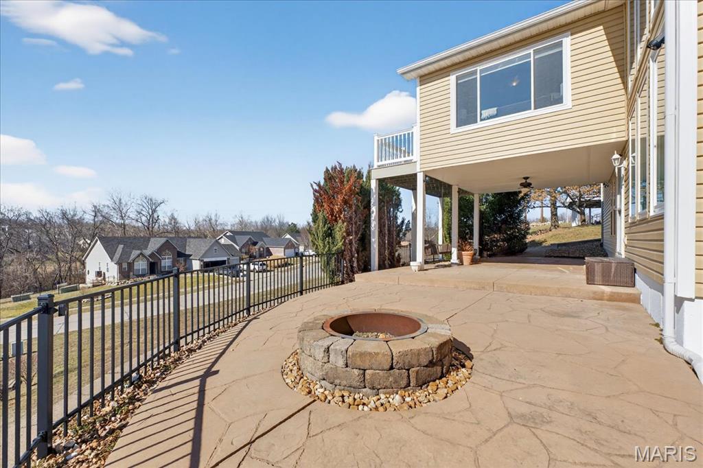 Vlgs At Walden Pond #1 - Residential