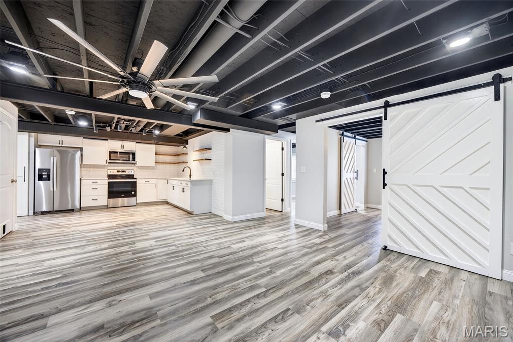 Skyline Ac #2 - Residential