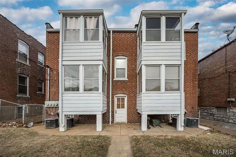 Tiny photo for 4964 Pernod Avenue #A, St Louis, MO 63139 (MLS # 26000006)