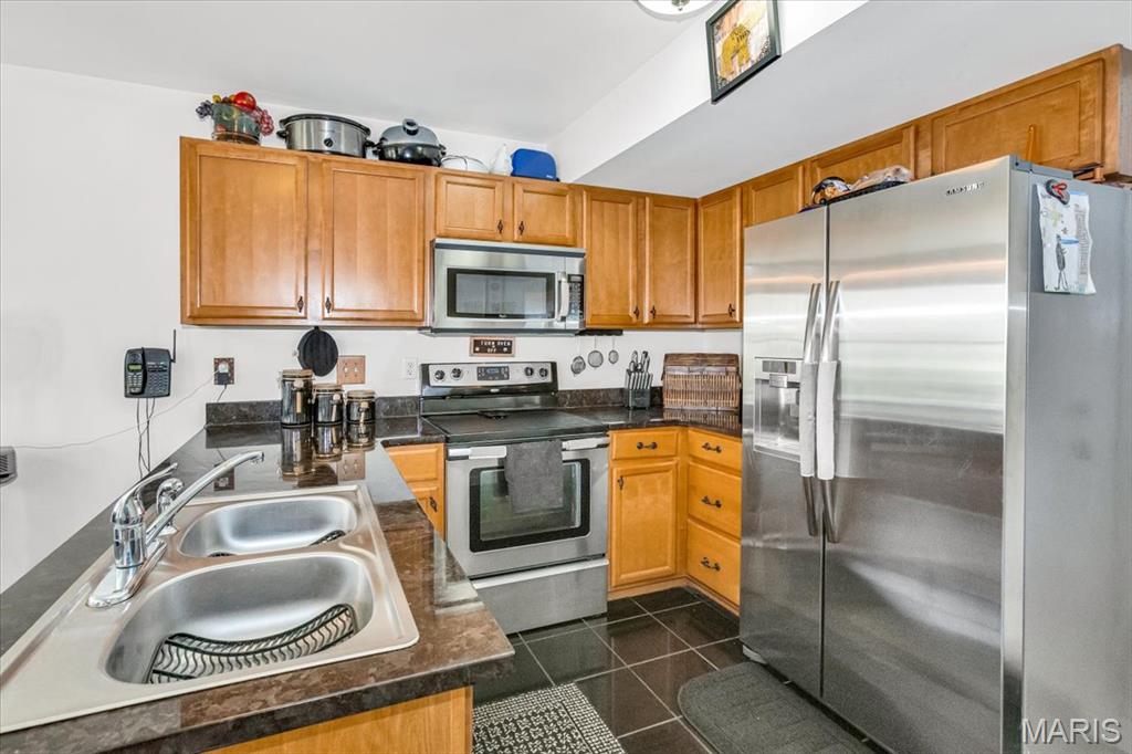 3513 Candlebrook Court