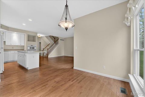 Tiny photo for 16816 Chesterfield Bluffs Circle, Chesterfield, MO 63005 (MLS # 26012415)