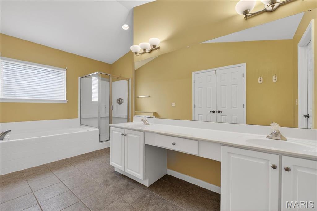 Villas At Chesterfield Bluffs Two - Residential