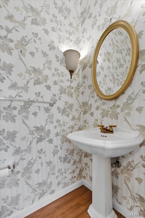 Tiny photo for 16816 Chesterfield Bluffs Circle, Chesterfield, MO 63005 (MLS # 26012415)