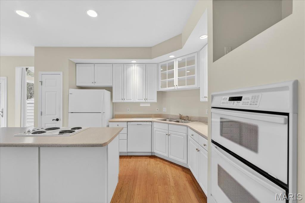 Villas At Chesterfield Bluffs Two - Residential