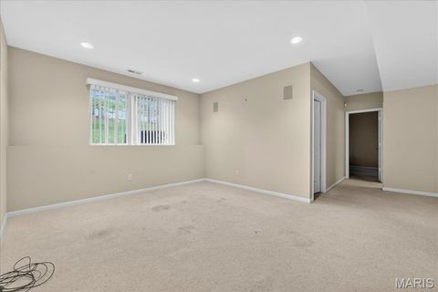 Tiny photo for 16816 Chesterfield Bluffs Circle, Chesterfield, MO 63005 (MLS # 26012415)