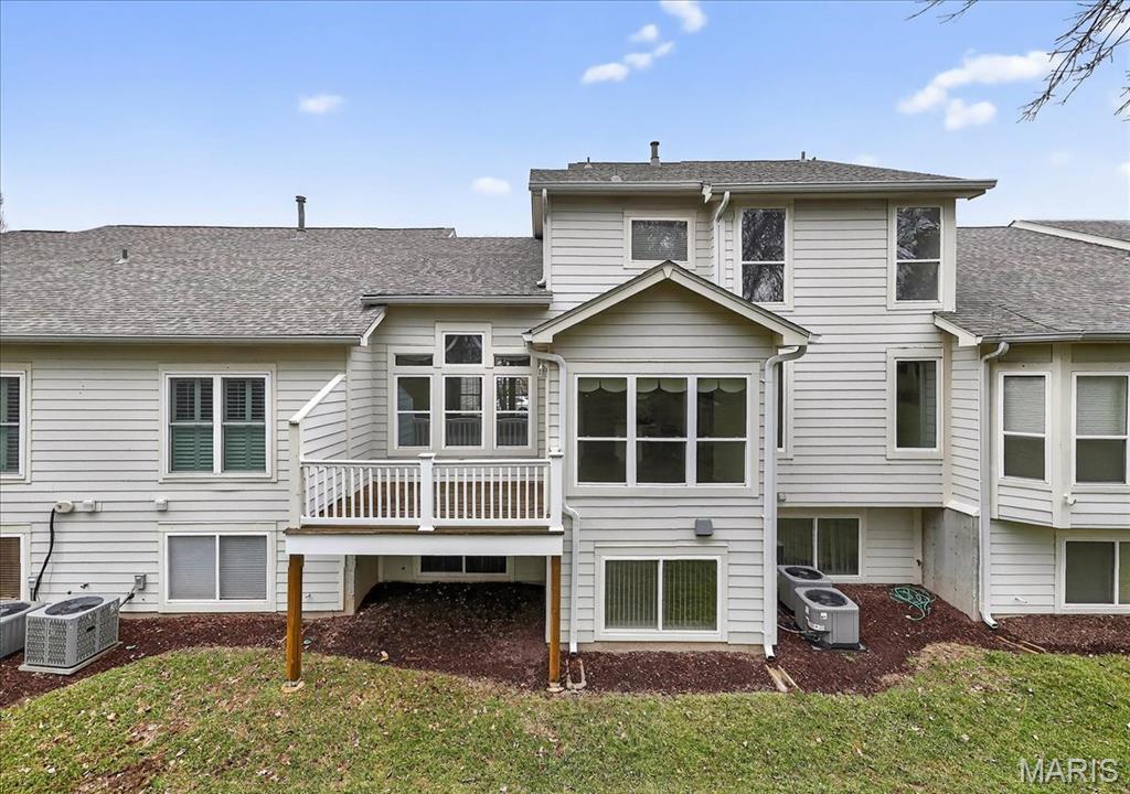 Villas At Chesterfield Bluffs Two - Residential