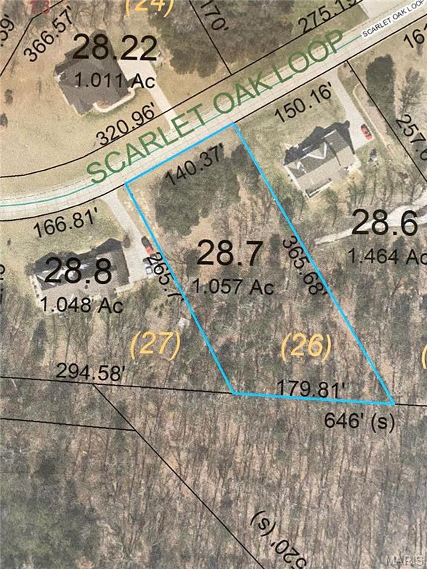 Oak Hollow Subdivision offers lots available with a GORGEOUS country home setting!! Great opportunities for building your DREAM HOME, your plans, your builder or developer can break ground once your blue prints are approved. Convenient location on the east side of Washington fantastic for commuters with easy access to the interstate, yet close to town. WASHINGTON SCHOOL DISTRICT. This lovely subdivision features 1+ acres lots, public water, community sewer, underground utilities, concrete streets with curb & guttering, fiber-optic high speed internet, minimum square foot requirement is 1850 for ranch home and architectural approval requirement. Recorded restrictions available. Lots have walk-out elevation options. DON'T MISS OUT, PICK YOUR LOT AND BUILD YOUR DREAM HOME IN THIS BEAUTIFUL SUBDIVISION! Additional Rooms: In Platted Subdv.