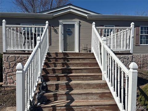 214 College Circle Eolia MO 63344