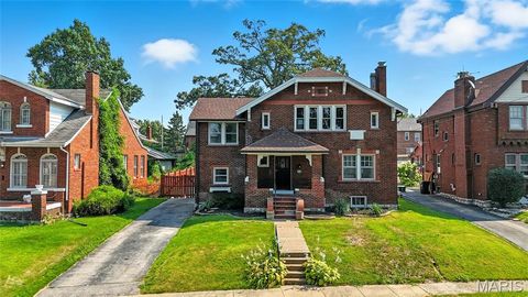 Photo of 7443 Augusta Avenue, St Louis, MO 63121 (MLS # 25081907)