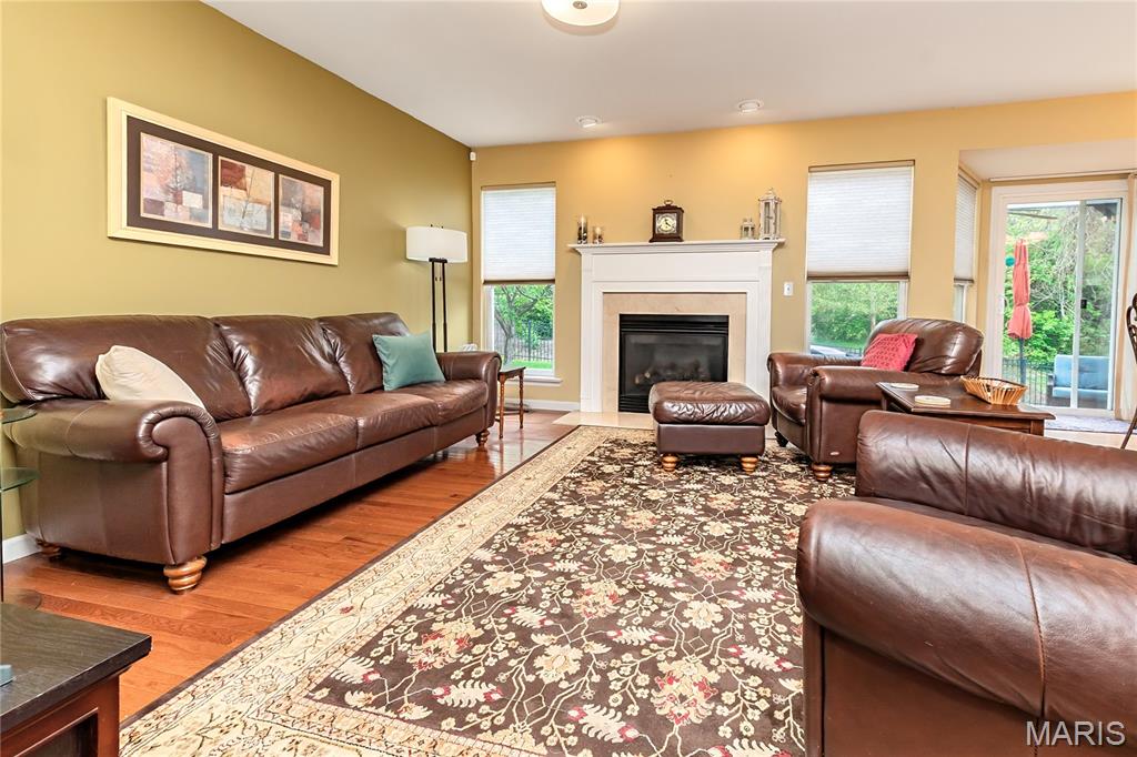 COACHLIGHT - Residential