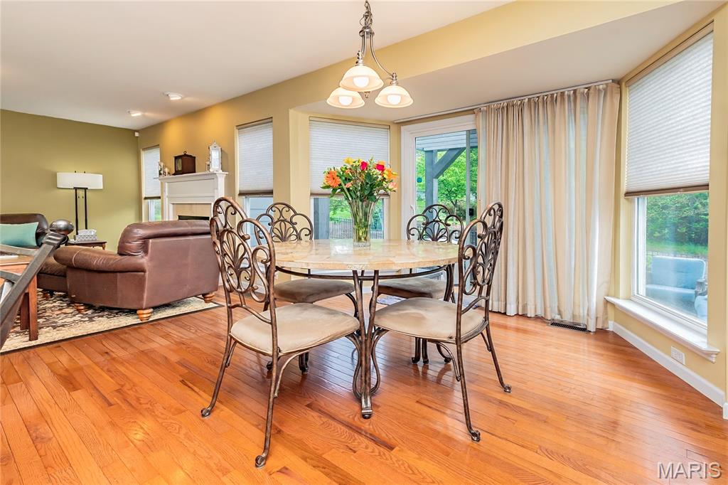 COACHLIGHT - Residential