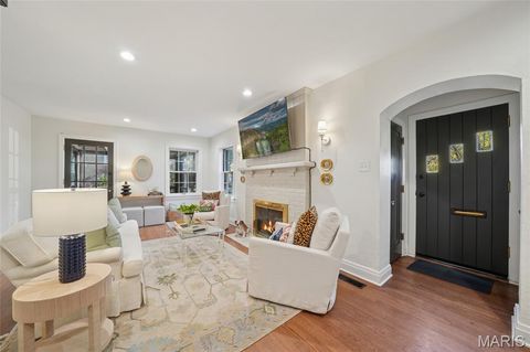 Tiny photo for 514 Angenette Avenue, Kirkwood, MO 63122 (MLS # 25075805)