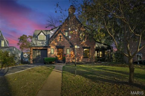 Tiny photo for 514 Angenette Avenue, Kirkwood, MO 63122 (MLS # 25075805)