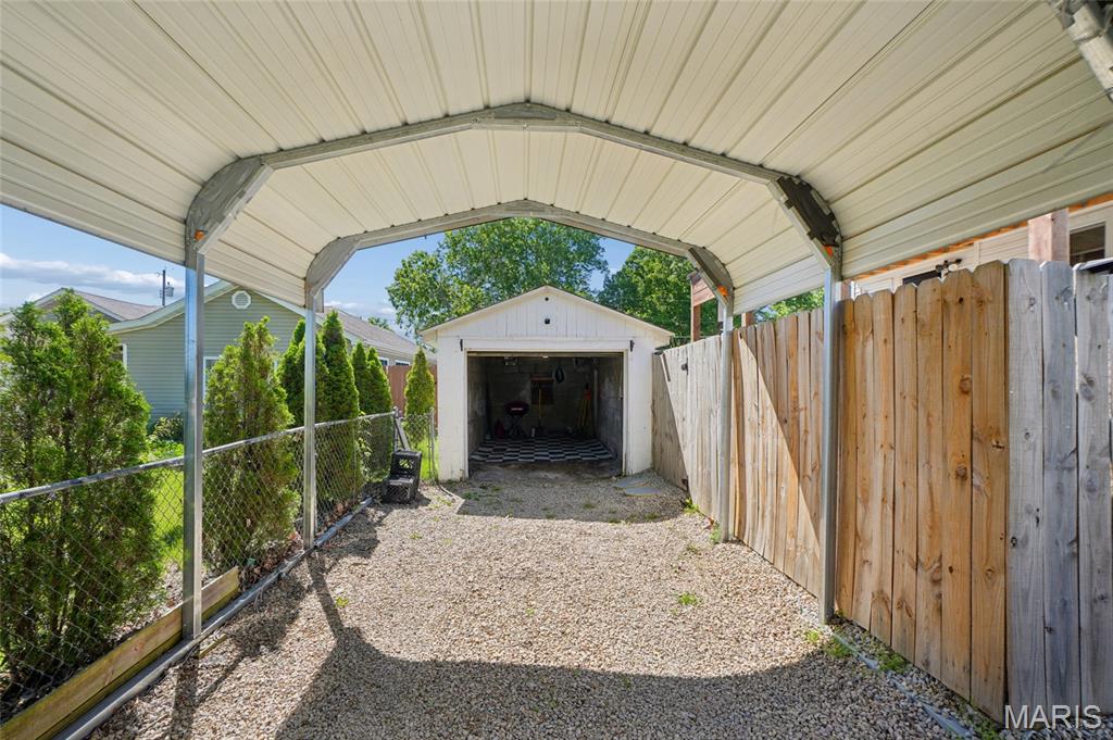 Town/Desloge - Residential