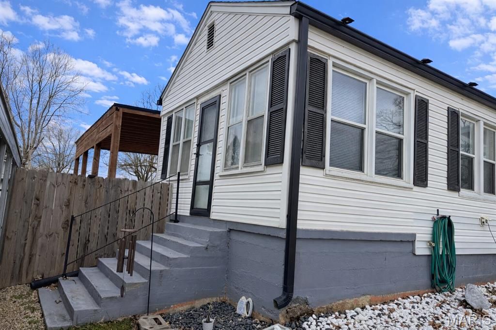 Photo of 103 N Country Lane, Desloge, MO 63601 (MLS # 26013244)