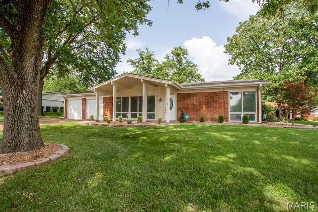 Photo of 5127 Towne South Road, Unincorporated, MO 63128 (MLS # 26040927)
