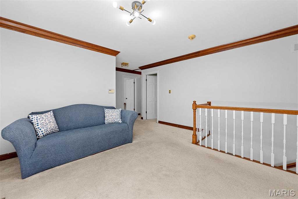 Chesterfield, Missouri 63005, United States, 5 Bedrooms Bedrooms, ,4 BathroomsBathrooms,Residential,Active,116238