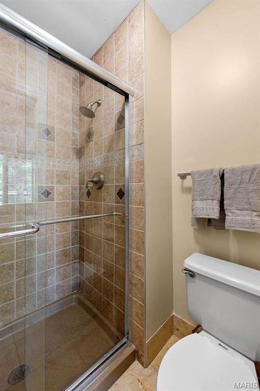 Chesterfield, Missouri 63005, United States, 5 Bedrooms Bedrooms, ,4 BathroomsBathrooms,Residential,Active,116238