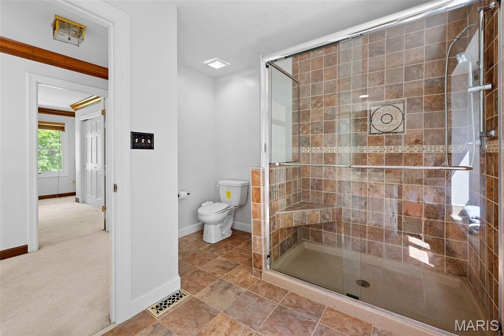 Chesterfield, Missouri 63005, United States, 5 Bedrooms Bedrooms, ,4 BathroomsBathrooms,Residential,Active,116238