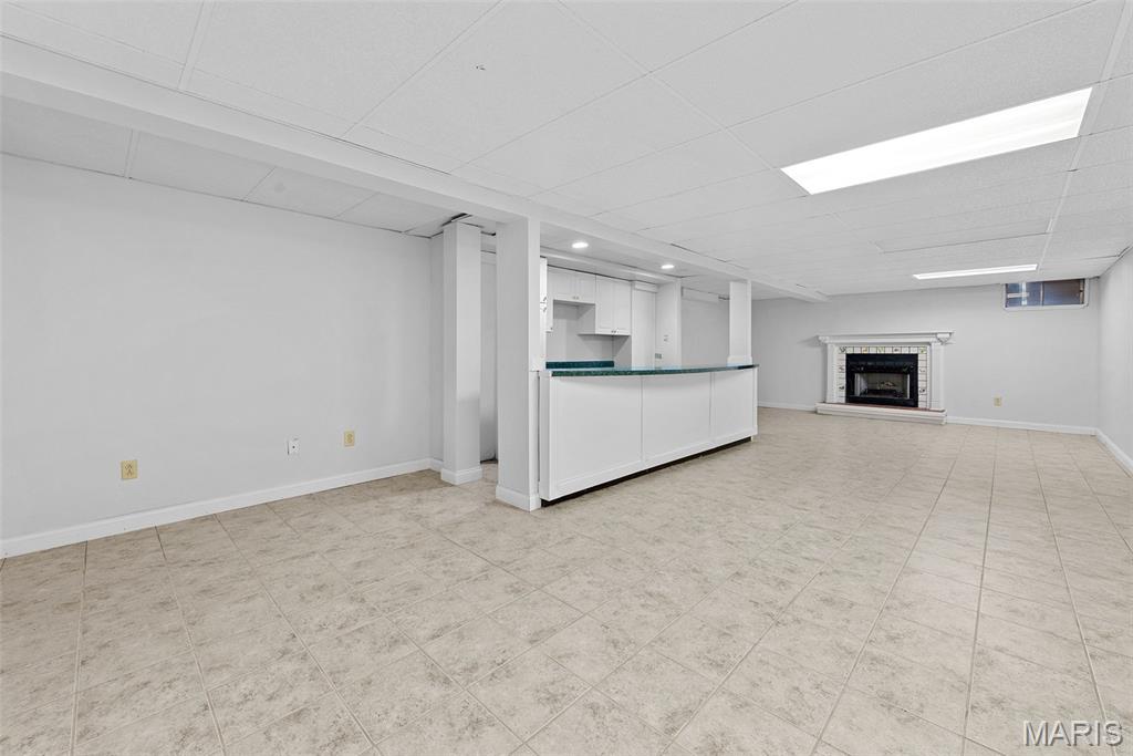 Chesterfield, Missouri 63005, United States, 5 Bedrooms Bedrooms, ,4 BathroomsBathrooms,Residential,Active,116238