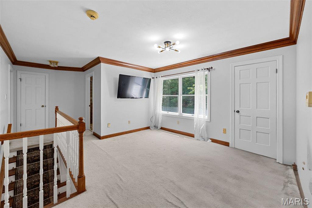 Chesterfield, Missouri 63005, United States, 5 Bedrooms Bedrooms, ,4 BathroomsBathrooms,Residential,Active,116238