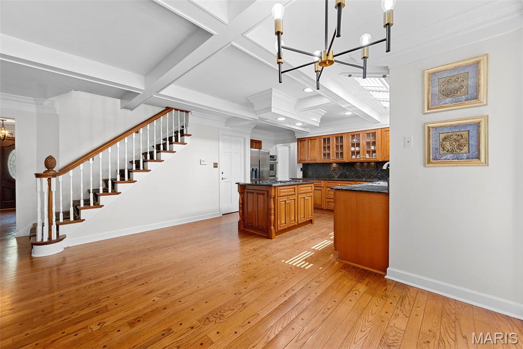 Chesterfield, Missouri 63005, United States, 5 Bedrooms Bedrooms, ,4 BathroomsBathrooms,Residential,Active,116238