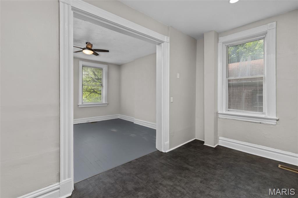 St Louis Commons Add - Residential Income
