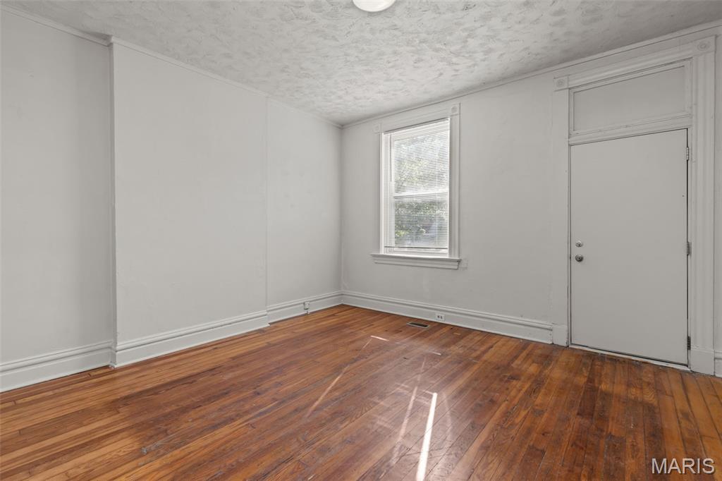 St Louis Commons Add - Residential Income