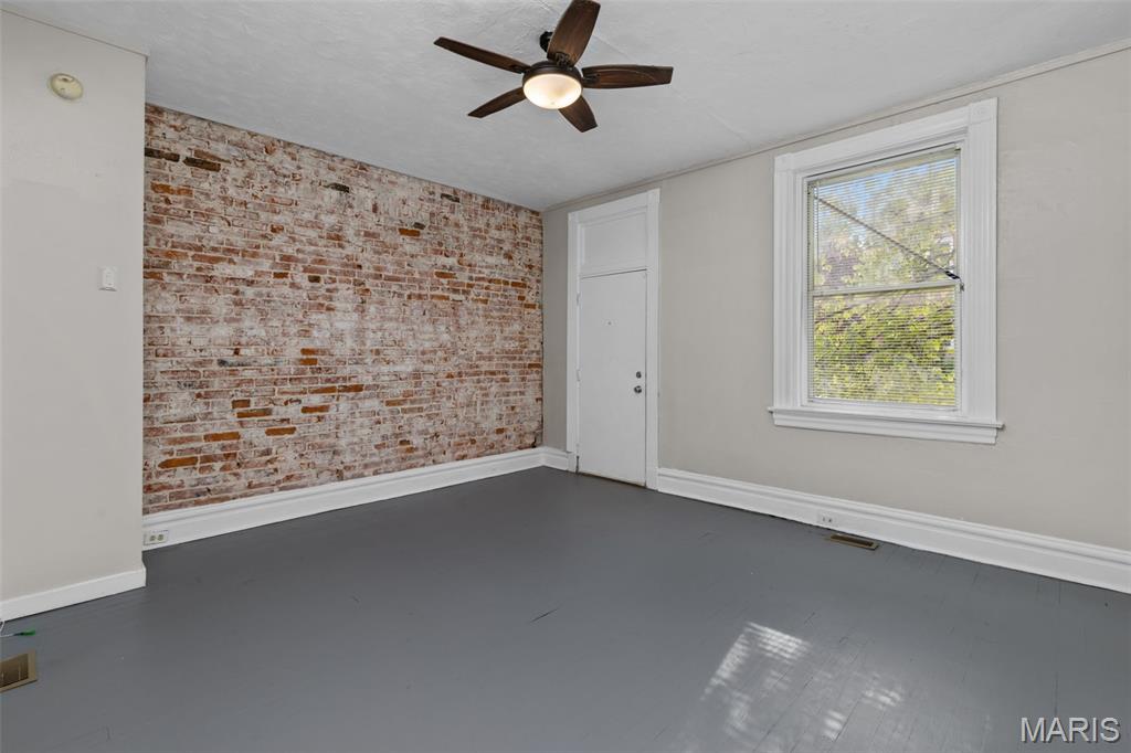 St Louis Commons Add - Residential Income