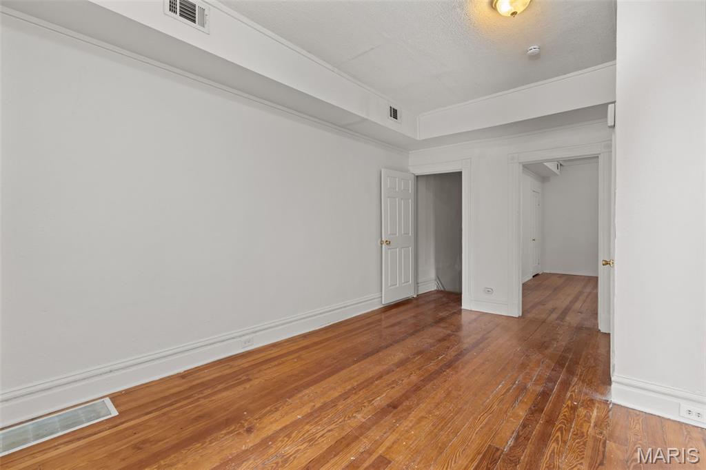 St Louis Commons Add - Residential Income