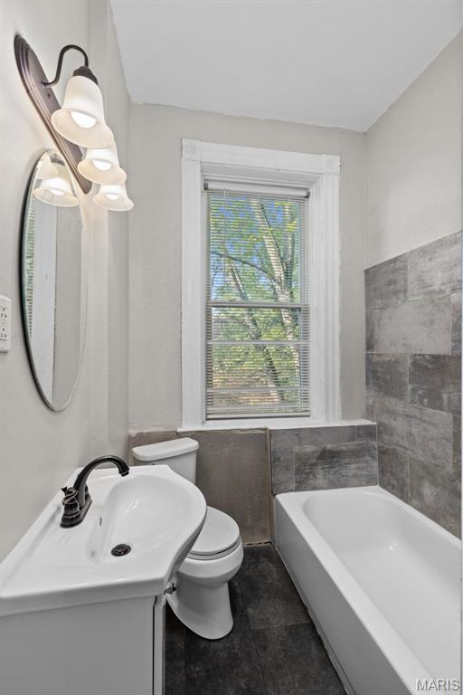 St Louis Commons Add - Residential Income