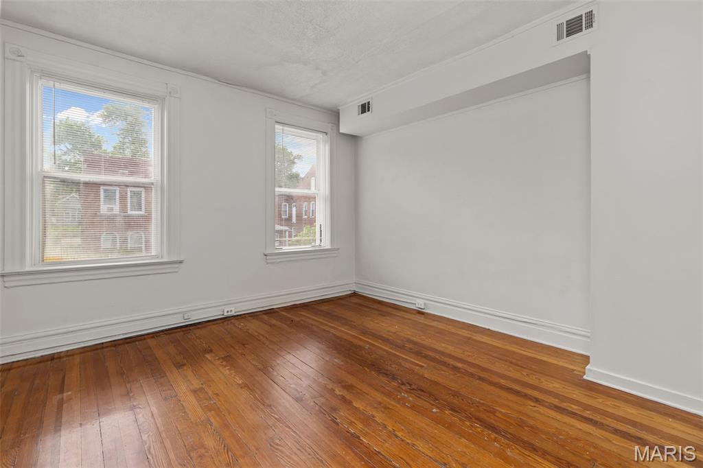St Louis Commons Add - Residential Income
