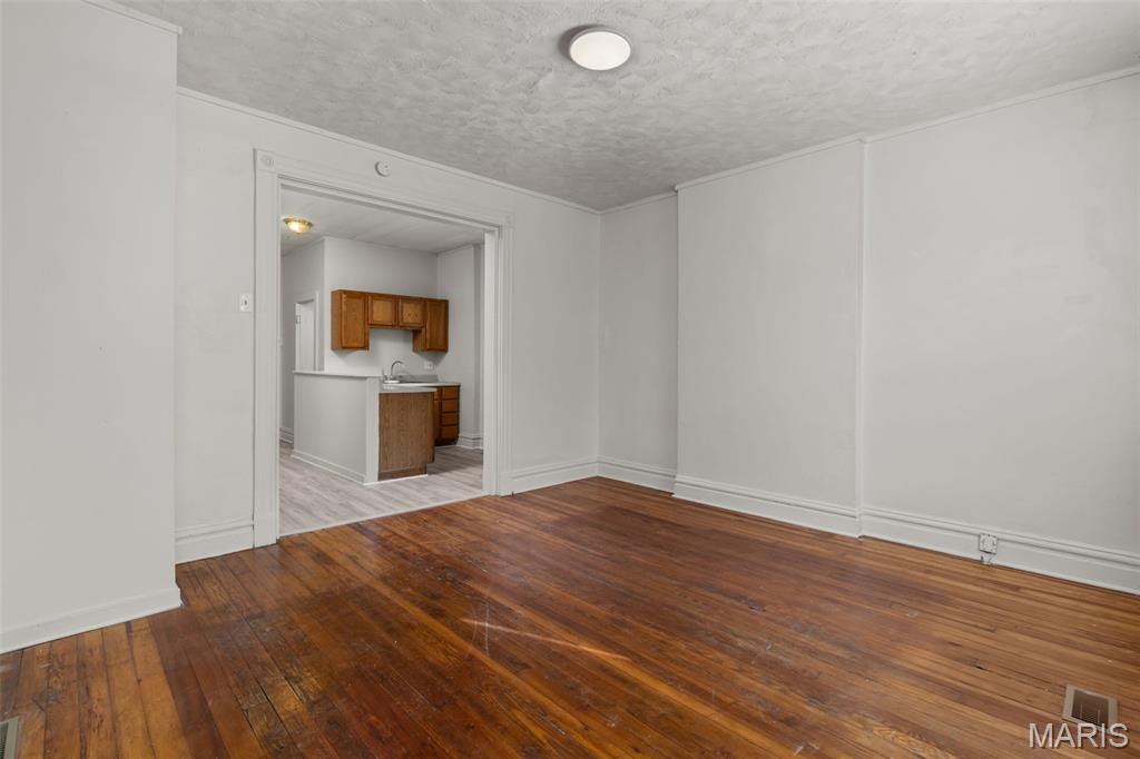 St Louis Commons Add - Residential Income