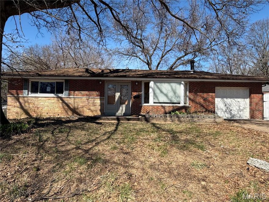 Welcome to 1007 Hutton Place. This charming home has a lot of potential for a first time home buyer. And a great investment to an investor looking for their next flip. Don't miss out on this diamond in a ruff!.

Disclosure: HUD homes are Sold AS IS, A Team Realty is an "Exclusive Agency". to place a bid on this property, visit www.HudHomeStore.gov, and enter case # 292-464598. You MUST have an active NAID# to bid on this property. All bidding procedures & property conditions report disclosures may be downloaded from the website. Please take a flashlight with you; the lights may not be on. Visit www.olympusams-at.com www.HudHomeStore.gov