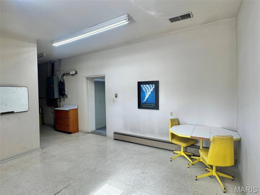 Garth - Commercial Sale