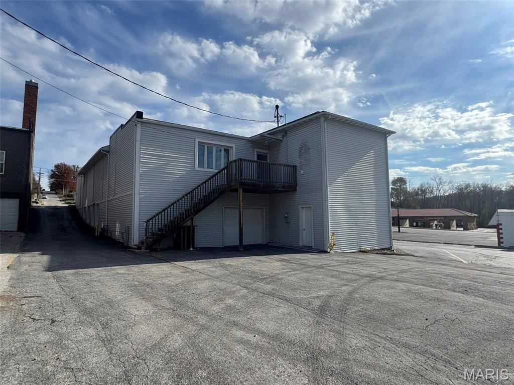 Garth - Commercial Sale