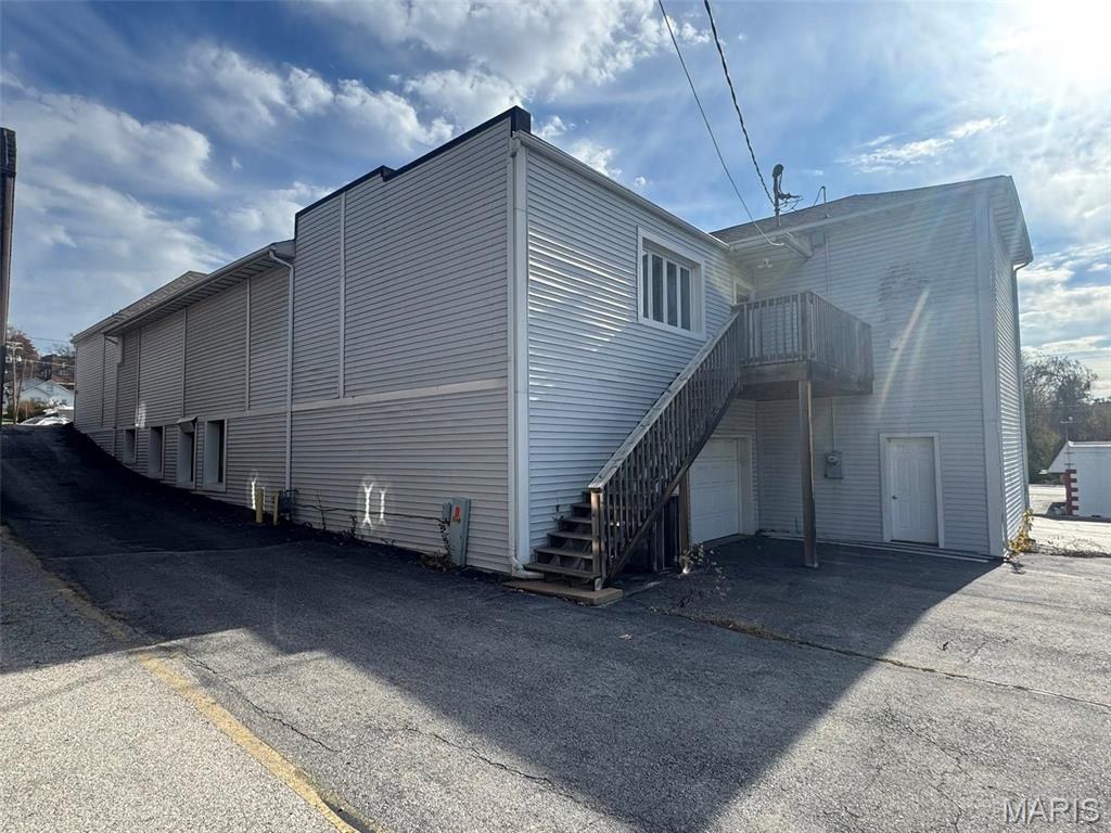 Garth - Commercial Sale