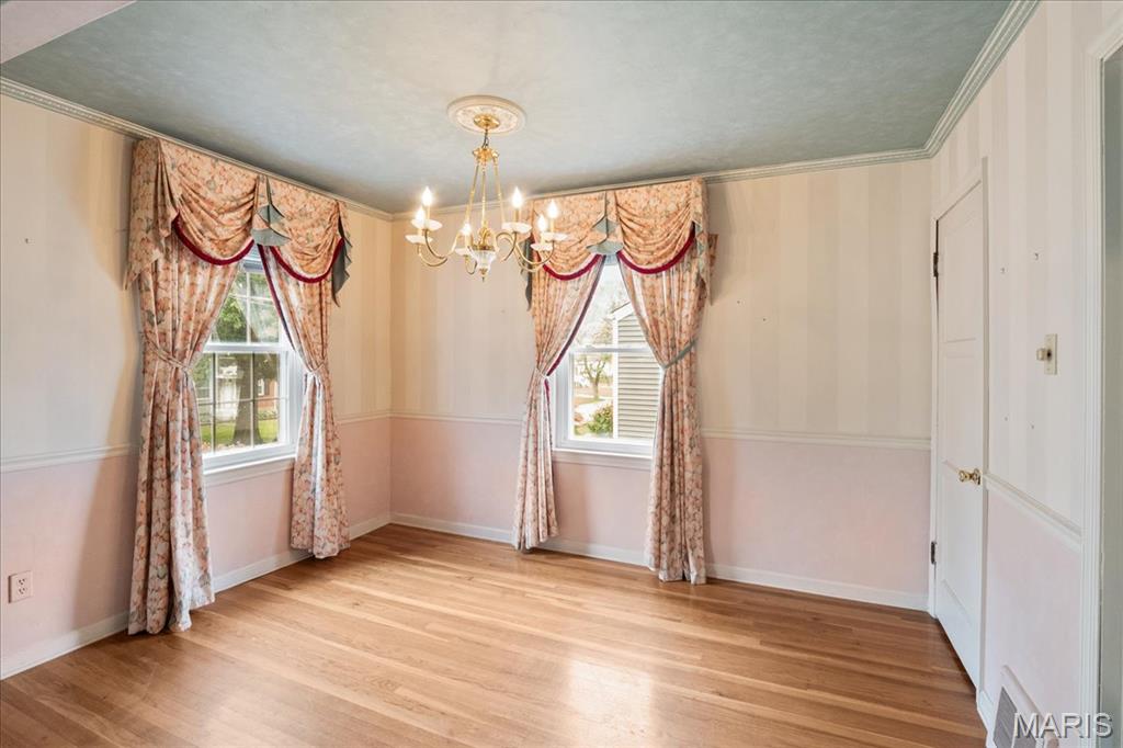 St Ann, Missouri 63074, United States, 3 Bedrooms Bedrooms, ,1 BathroomBathrooms,Residential,Coming Soon,148025