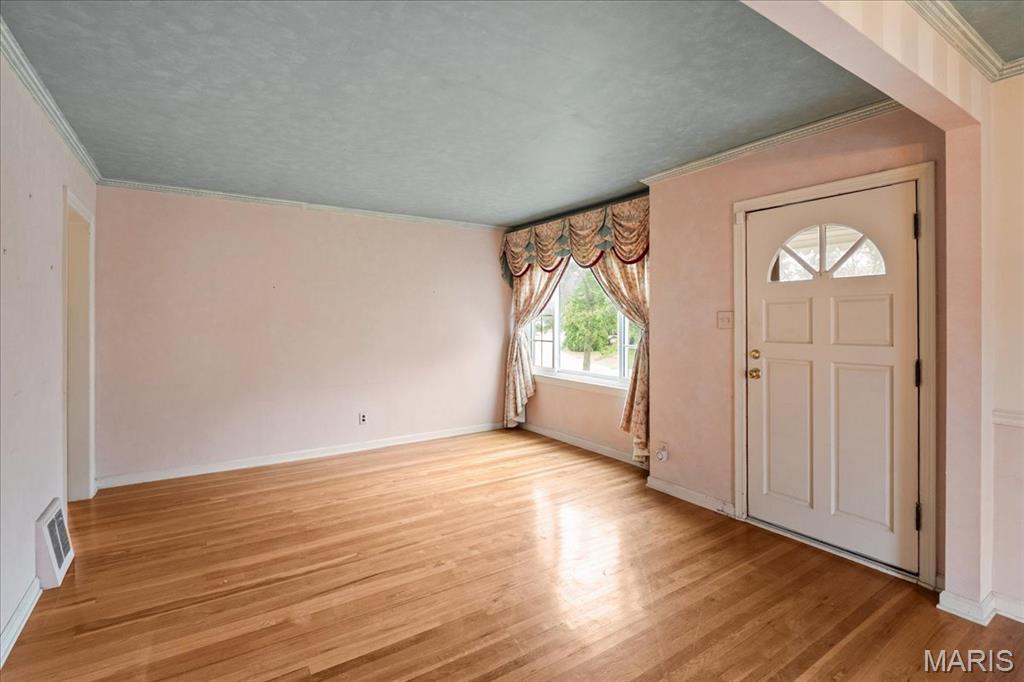 St Ann, Missouri 63074, United States, 3 Bedrooms Bedrooms, ,1 BathroomBathrooms,Residential,Coming Soon,148025