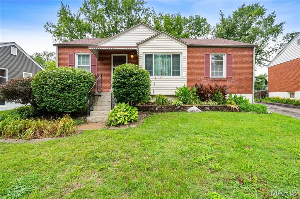 St Ann, Missouri 63074, United States, 3 Bedrooms Bedrooms, ,1 BathroomBathrooms,Residential,Coming Soon,148025