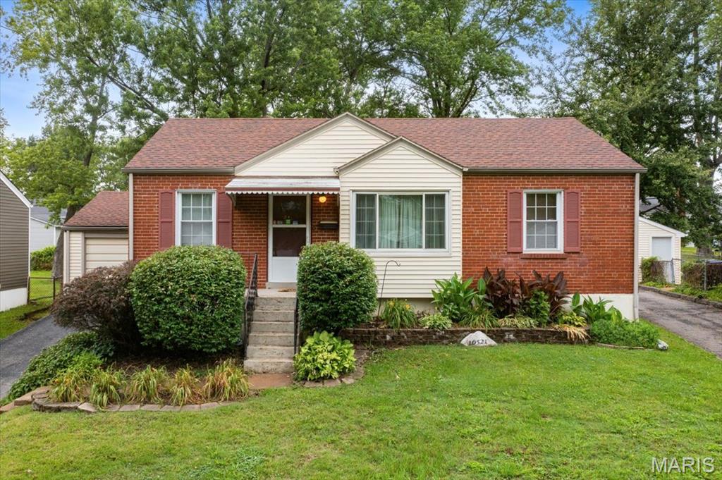 St Ann, Missouri 63074, United States, 3 Bedrooms Bedrooms, ,1 BathroomBathrooms,Residential,Coming Soon,148025