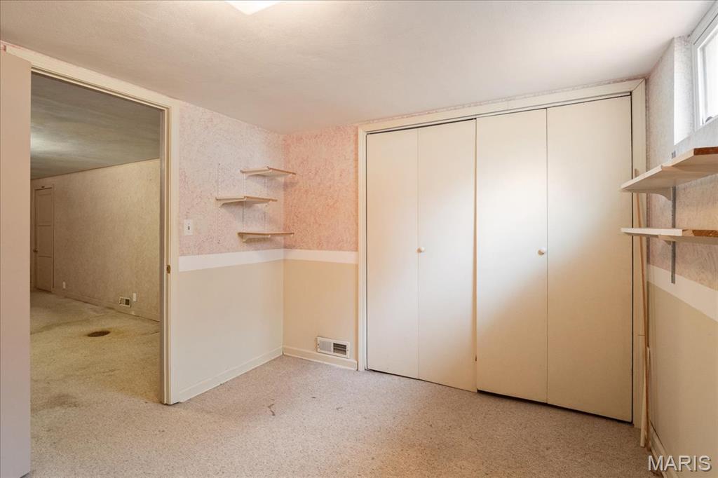 St Ann, Missouri 63074, United States, 3 Bedrooms Bedrooms, ,1 BathroomBathrooms,Residential,Coming Soon,148025