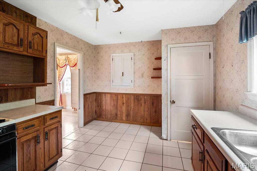 St Ann, Missouri 63074, United States, 3 Bedrooms Bedrooms, ,1 BathroomBathrooms,Residential,Coming Soon,148025