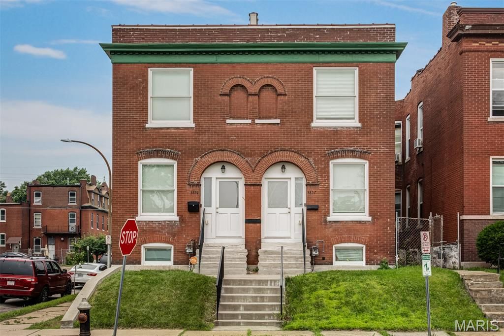 Photo of 3857 Virginia Avenue, St Louis, MO 63118 (MLS # 26021099)