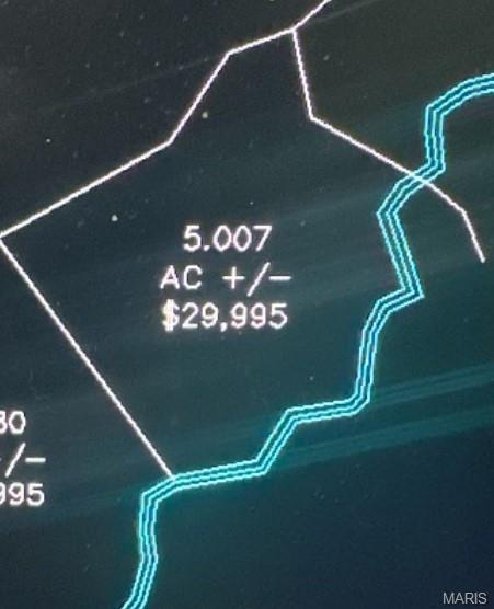 Cherokee Pass - Land