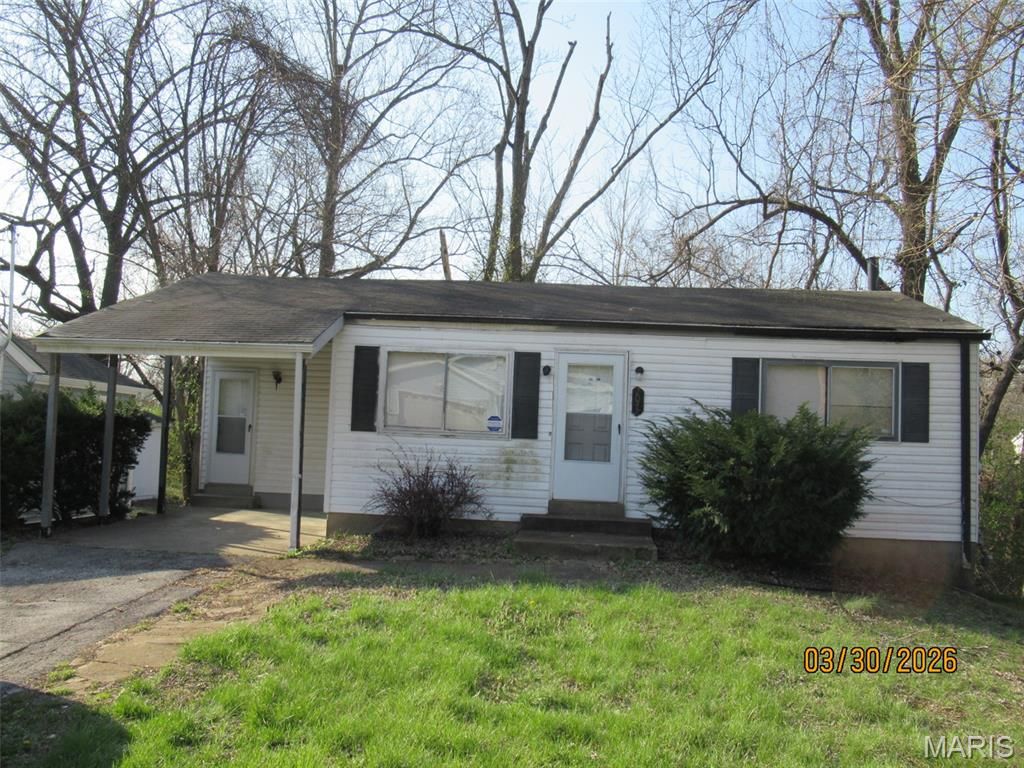 Photo of 2042 Kappel Drive, St Louis, MO 63136 (MLS # 26020317)