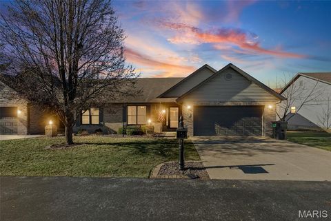 Photo of 2759 E B Street Road, Belleville, IL 62221 (MLS # 25080967)